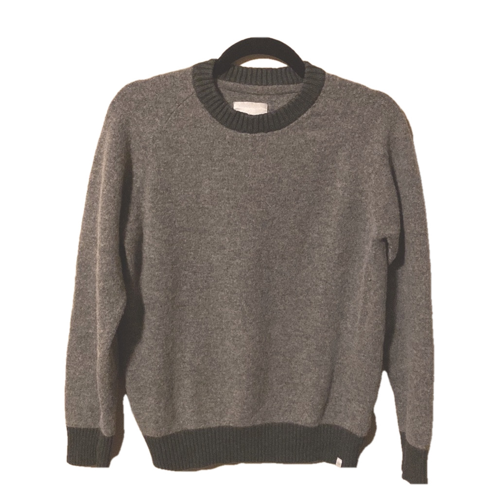 Minimum| Soft Wool Blend Two Toned Crewneck.